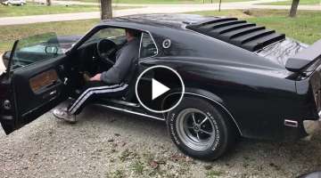 Cold Start 69 Mustang crate engine